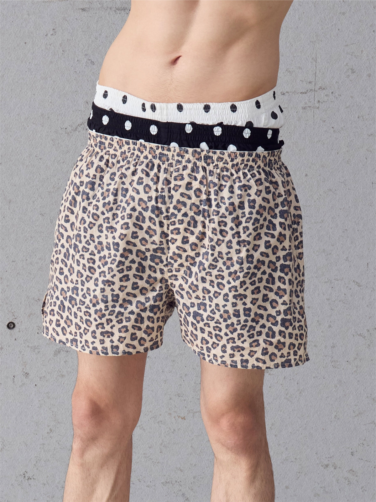 InsGale 25AW 三色點點豹紋透氣短褲（阿羅褲）