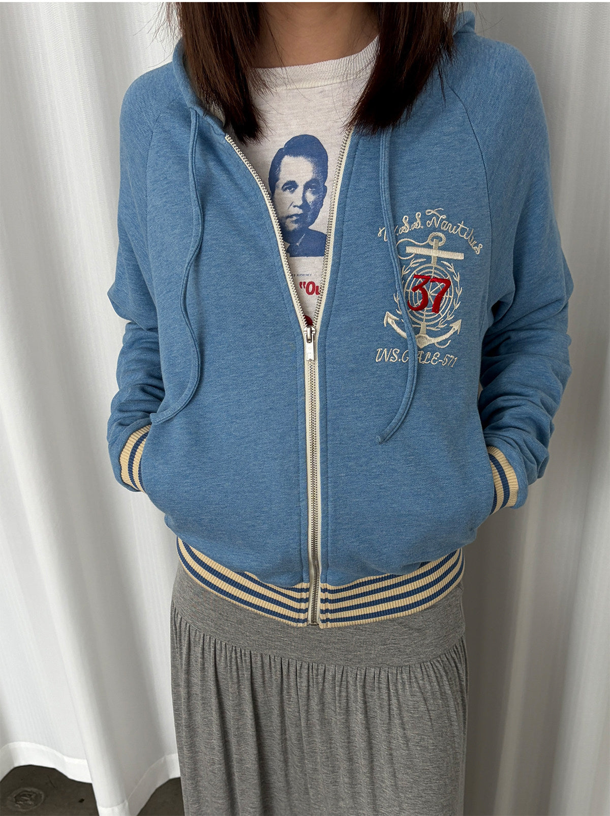 InsGale 26AW 藍色船錨刺繡連帽外套